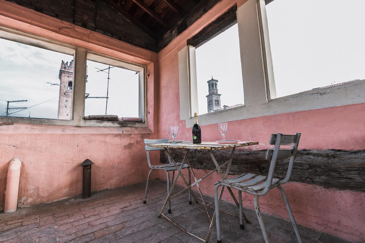 Bright Apartments Verona - Borsari Historical Ngoại thất bức ảnh