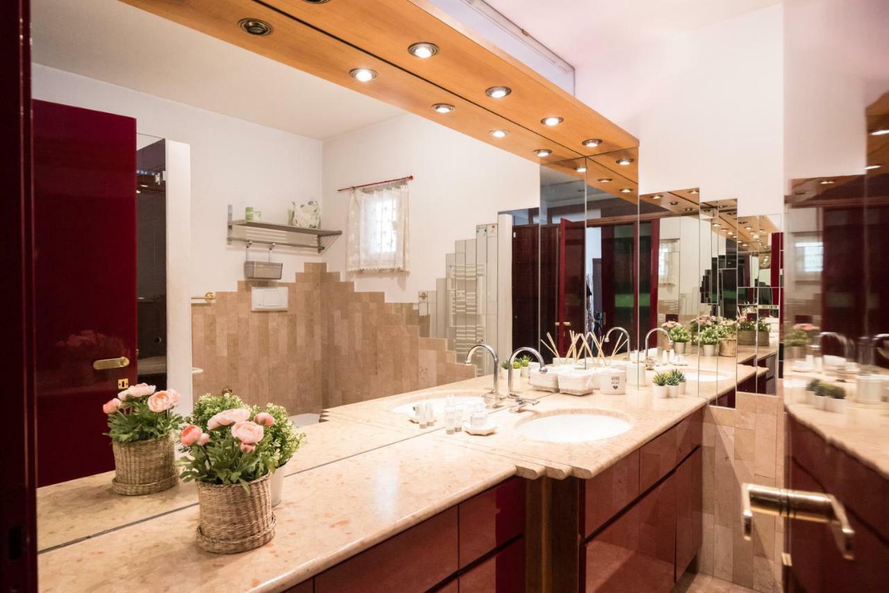 Bright Apartments Verona - Borsari Historical Ngoại thất bức ảnh
